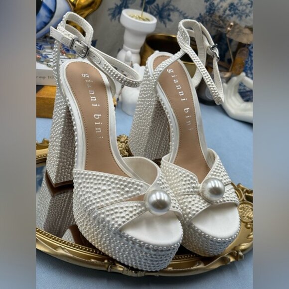 🆕 GIANNI BINI 🧿 NWOB KemaraTwo Embellished Pearl Studded Platform Sandal Sz 7 - Picture 16 of 16